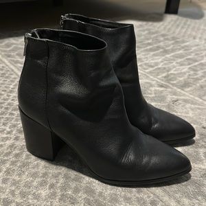Steve Madden Jillian booties
